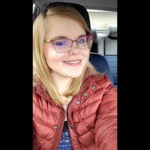 Meet your Posher, Jessica